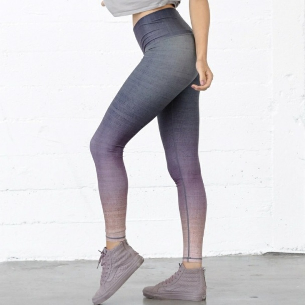 Niyama Sol Magic Hour barefoot leggings
